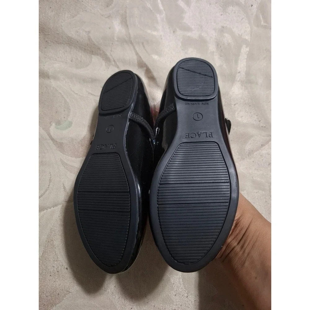 Children's Place Girls Size 1 Mary Jane Dress Shoe with Sparkle Strap